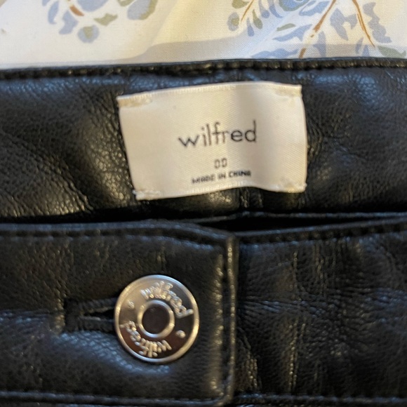 Wilfred - The Melina Pants 00 - Picture 3 of 3